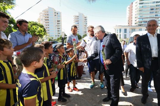 Başkanımız, Yöneticilerimiz Ve Futbolcularımız Fenerbahçe Antalya Futbol Okulu’nu Ziyaret Etti