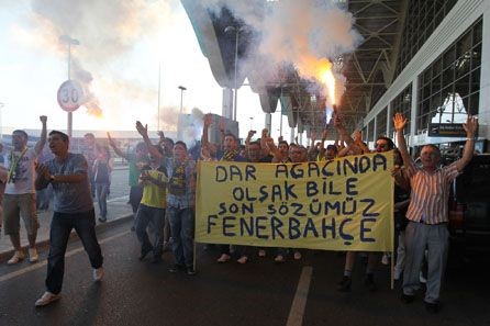 Fenerbahçemiz Brüksel’e Hareket Etti