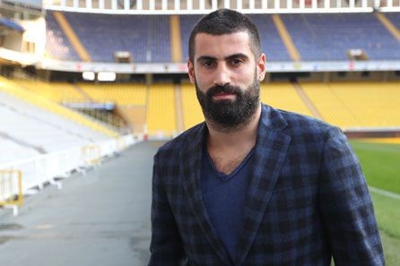 Volkan Demirel “Futbolu Fenerbahçe’de Bırakırım