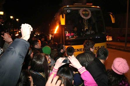 Fenerbahçemiz Karabük’te Coşkuyla Karşılandı