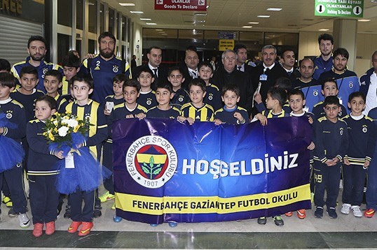 Profesyonel Futbol Takımımıza Gaziantep’te Coşkulu Karşılama